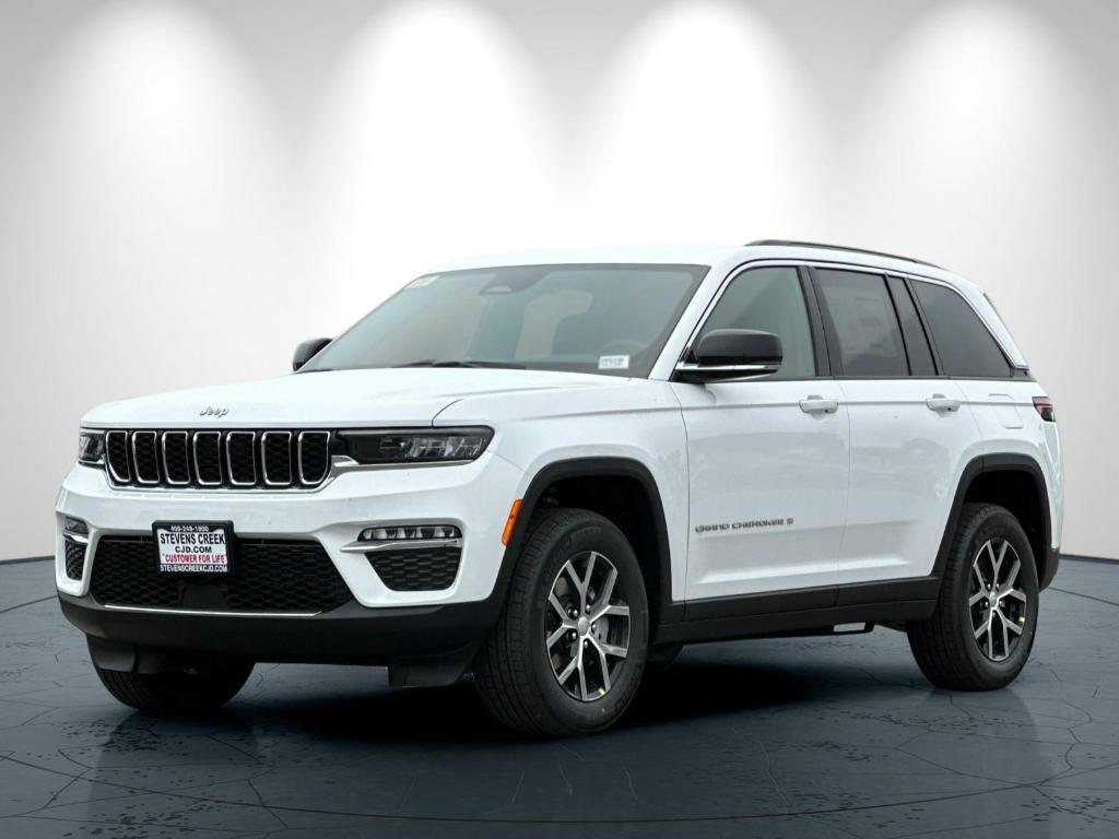 new 2025 Jeep Grand Cherokee car, priced at $46,900