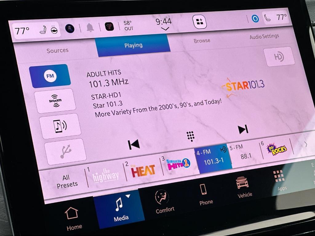 new 2025 Jeep Grand Cherokee car, priced at $46,900