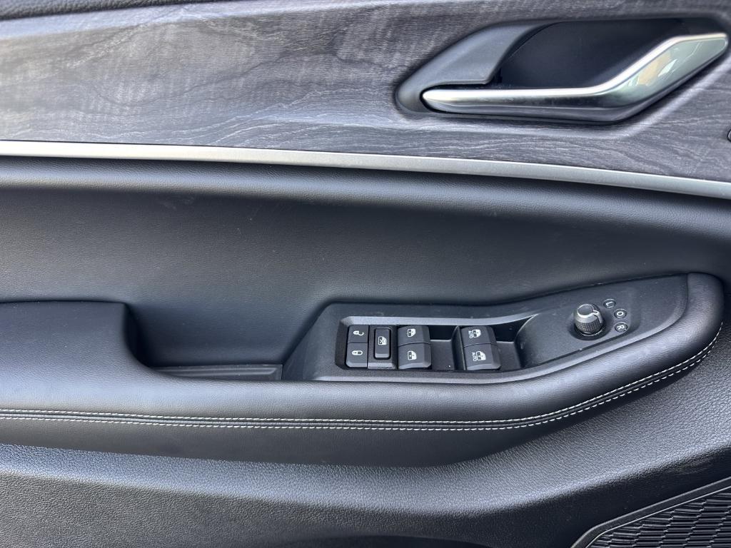 new 2025 Jeep Grand Cherokee L car, priced at $50,045