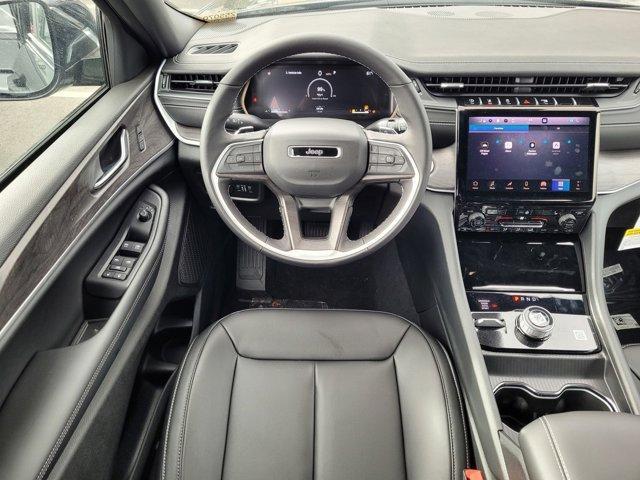 new 2025 Jeep Grand Cherokee L car, priced at $50,045