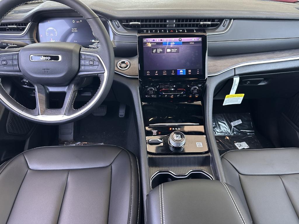 new 2025 Jeep Grand Cherokee L car, priced at $50,045