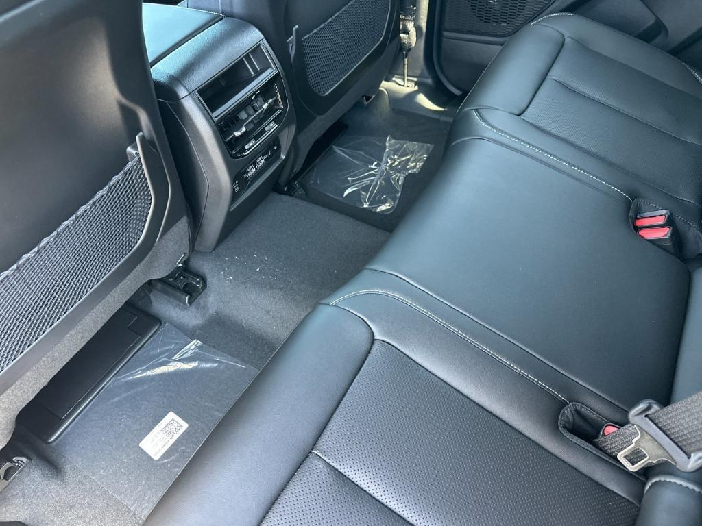 new 2025 Jeep Grand Cherokee car, priced at $55,065