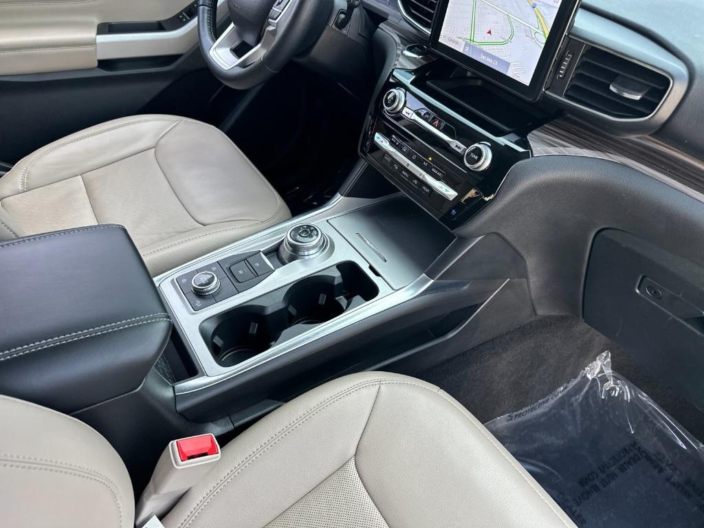 used 2024 Ford Explorer car, priced at $33,504