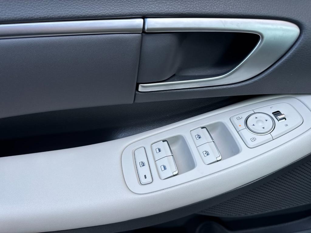 used 2024 Hyundai Sonata car, priced at $25,998