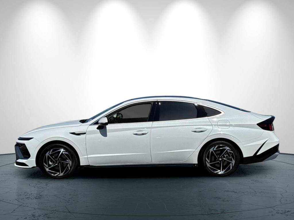 used 2024 Hyundai Sonata car, priced at $25,998