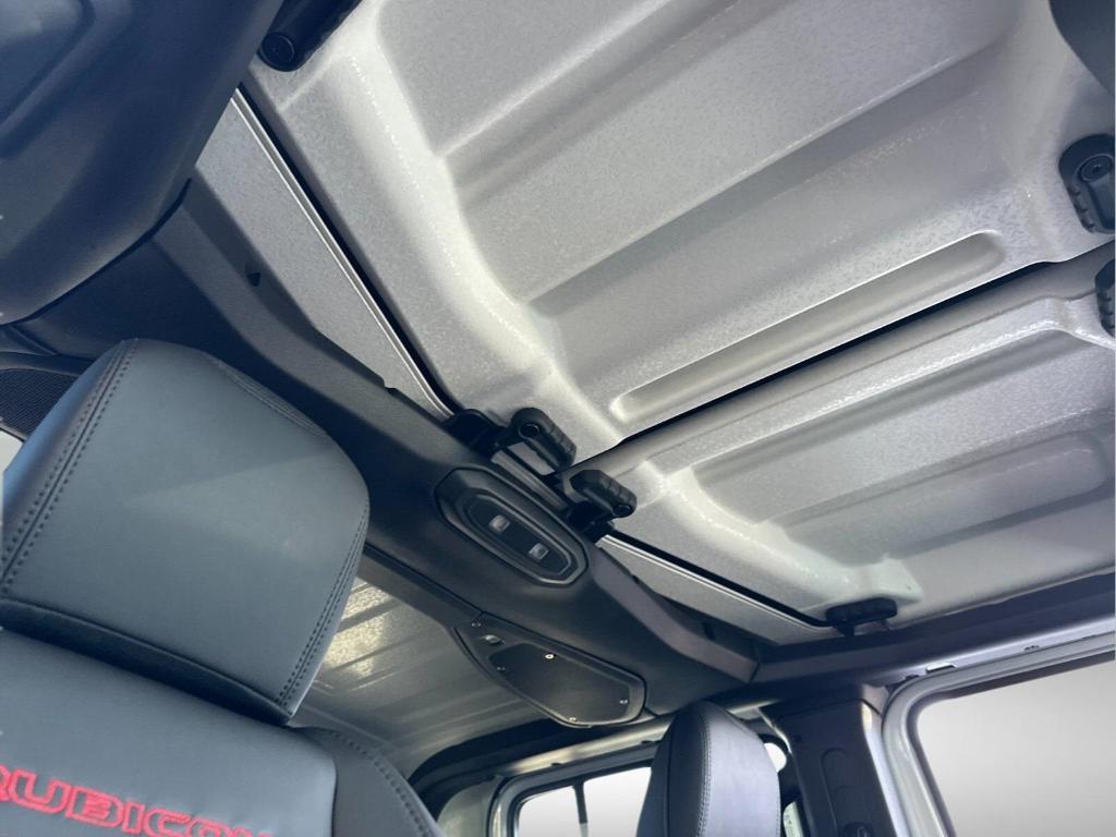 new 2025 Jeep Gladiator car, priced at $59,500