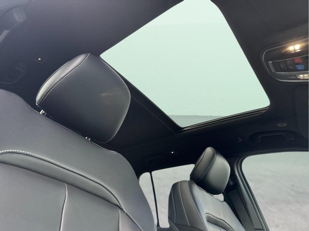 new 2025 Jeep Grand Cherokee car, priced at $49,415