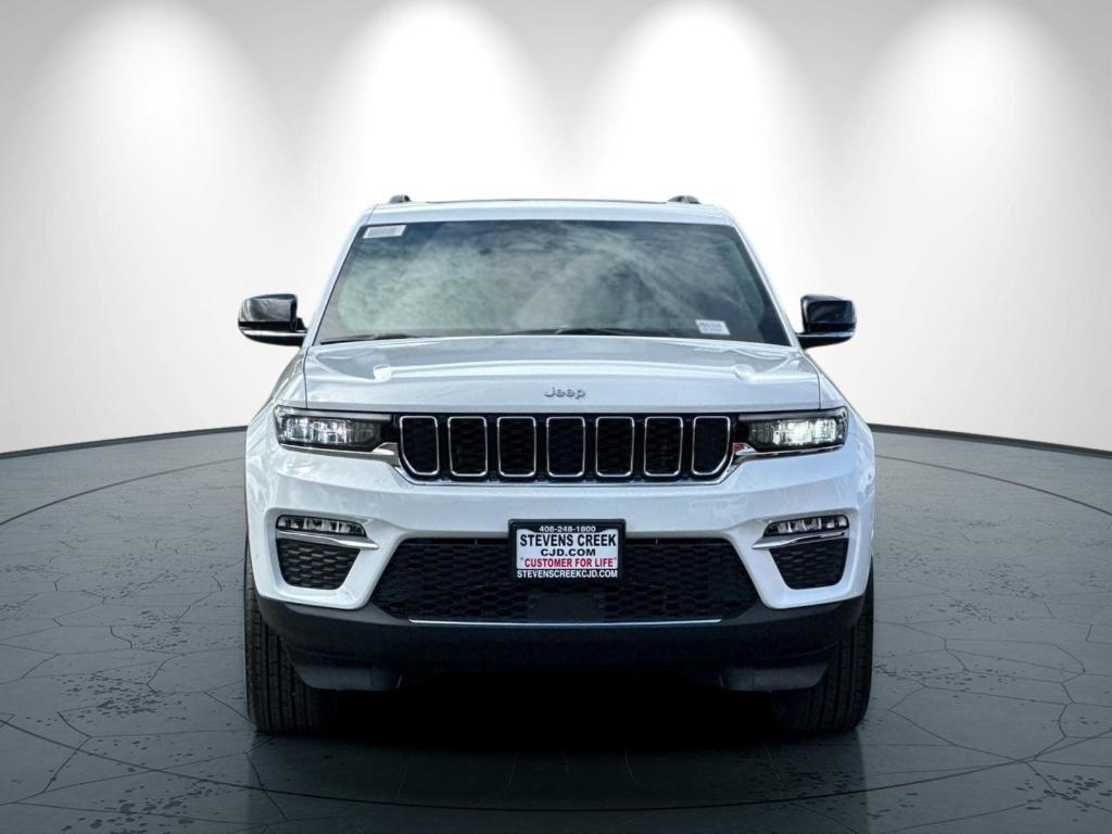 new 2025 Jeep Grand Cherokee car, priced at $49,415