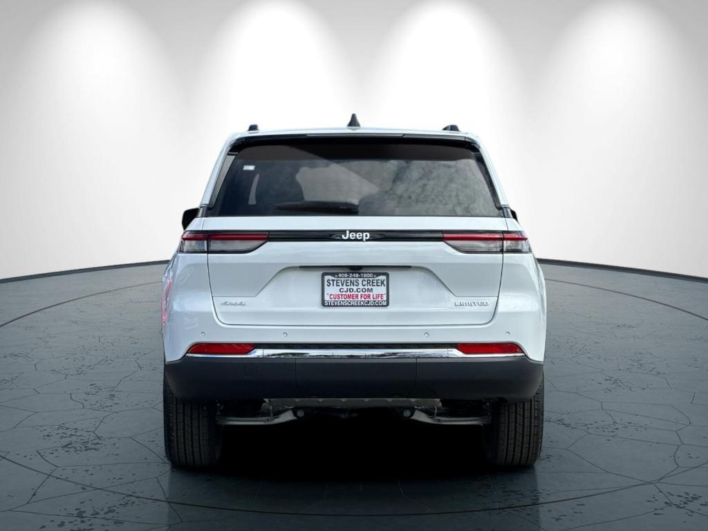 new 2025 Jeep Grand Cherokee car, priced at $49,415