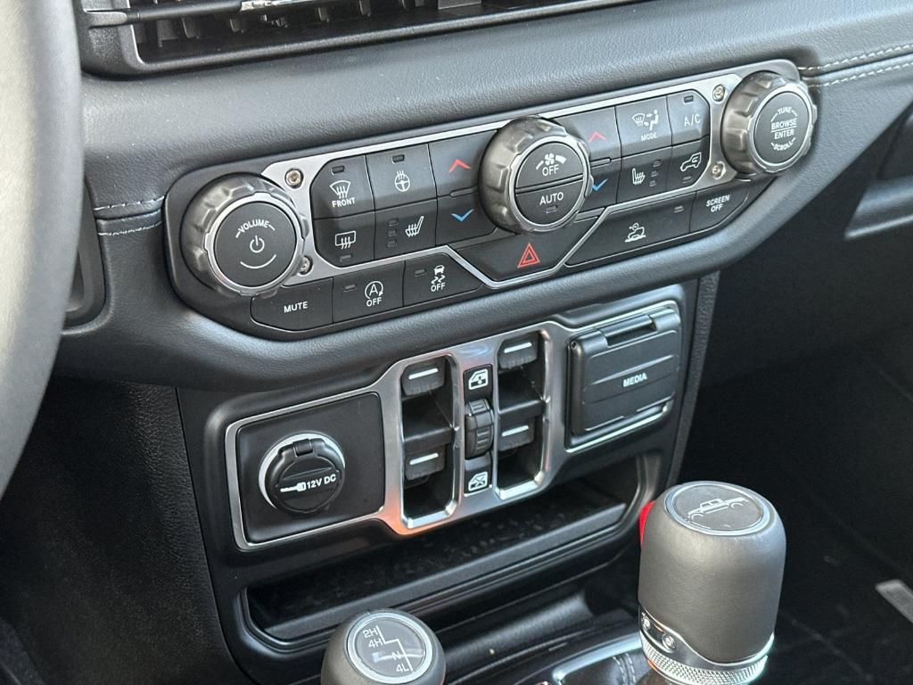 new 2025 Jeep Gladiator car, priced at $49,410