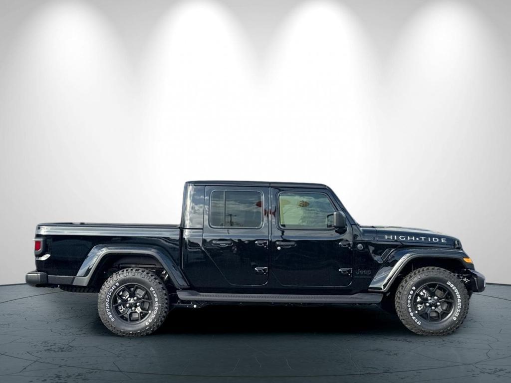 new 2025 Jeep Gladiator car, priced at $49,410