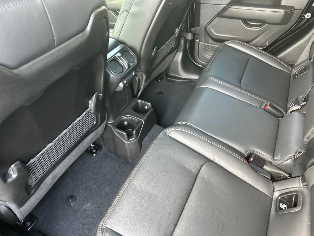 new 2025 Jeep Gladiator car, priced at $49,410