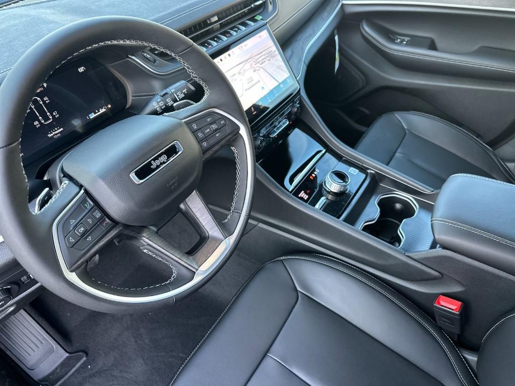 new 2025 Jeep Grand Cherokee L car, priced at $52,220