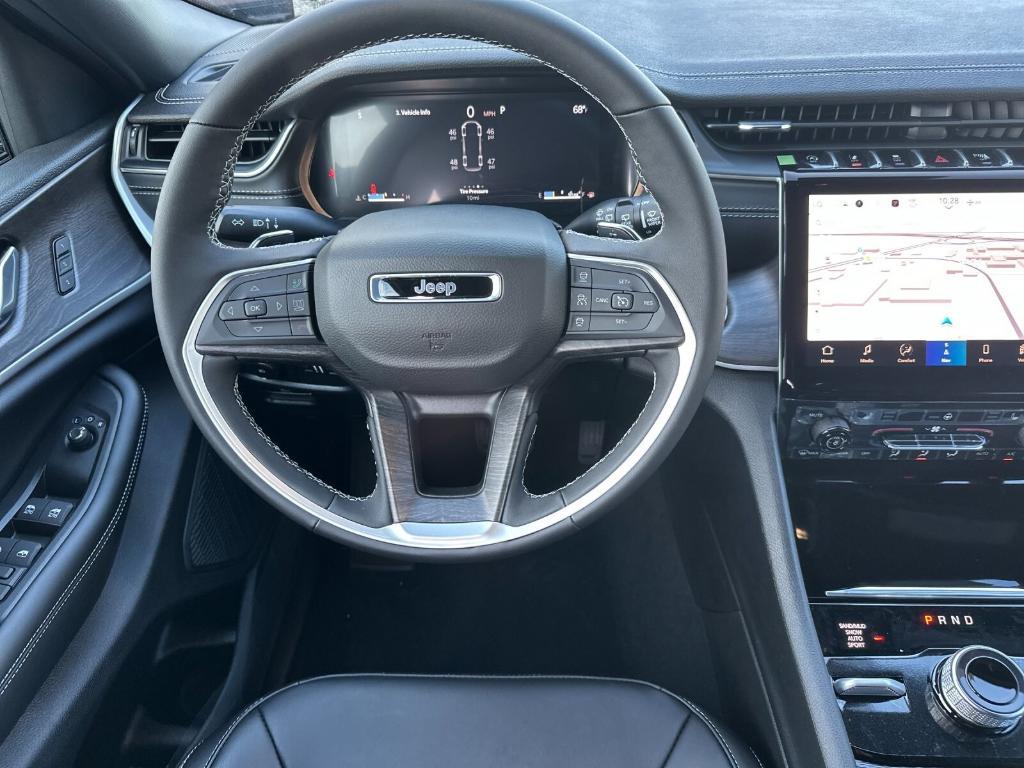 new 2025 Jeep Grand Cherokee L car, priced at $52,220