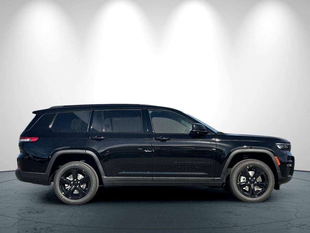 new 2025 Jeep Grand Cherokee L car, priced at $52,220