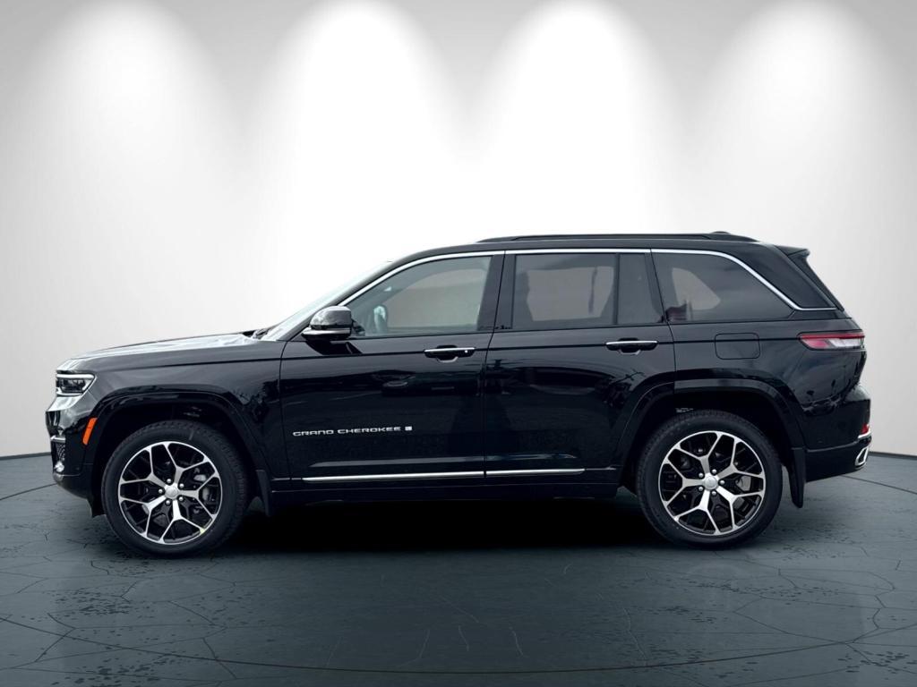 new 2025 Jeep Grand Cherokee car, priced at $69,825