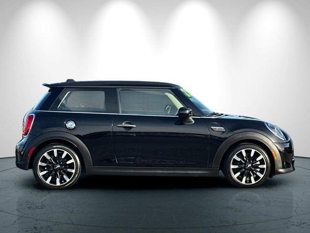 used 2022 MINI Hardtop car, priced at $23,998