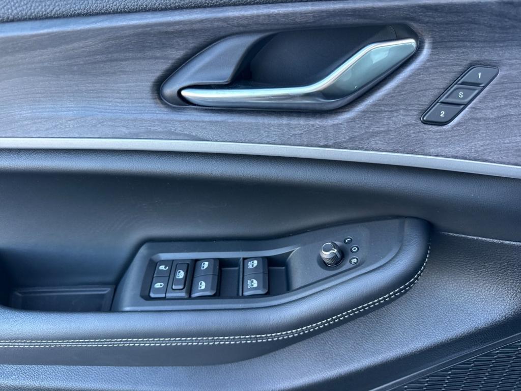 new 2025 Jeep Grand Cherokee car, priced at $47,495