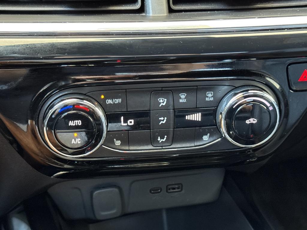used 2024 Chevrolet Trax car