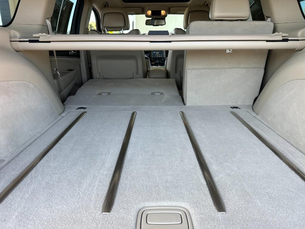 used 2015 Jeep Grand Cherokee car, priced at $18,997