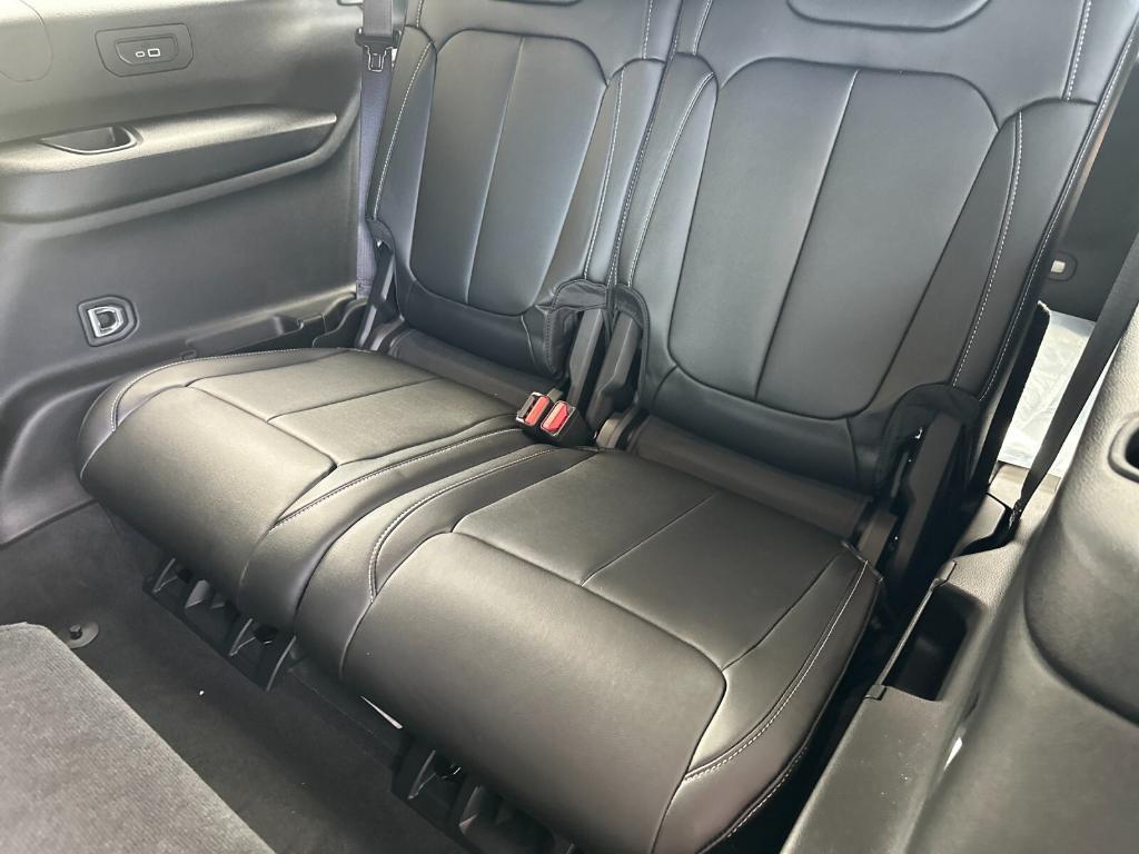 new 2025 Jeep Grand Cherokee L car, priced at $49,650
