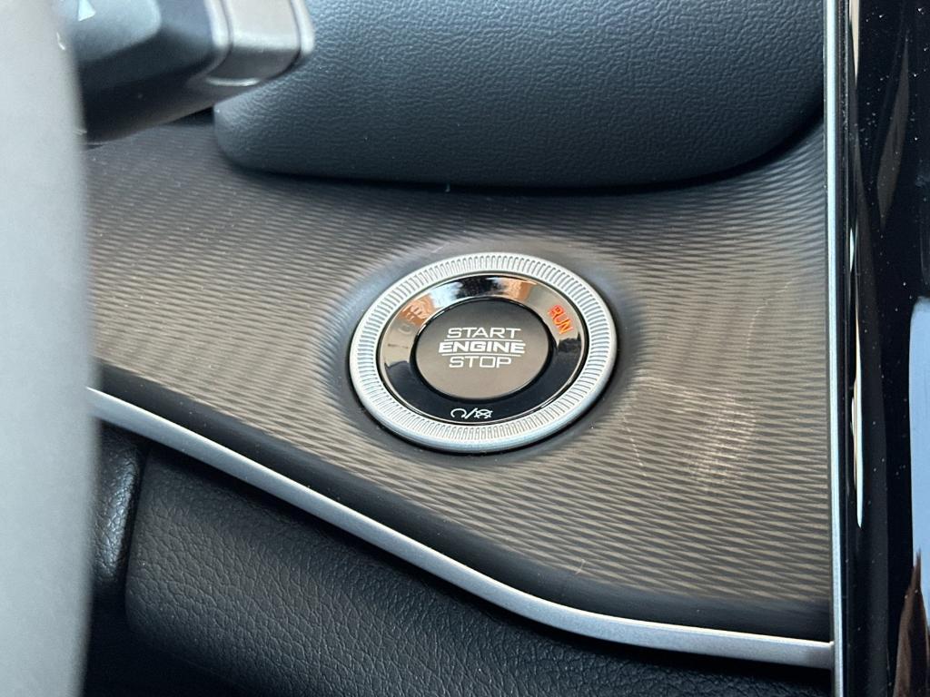 new 2025 Jeep Grand Cherokee car