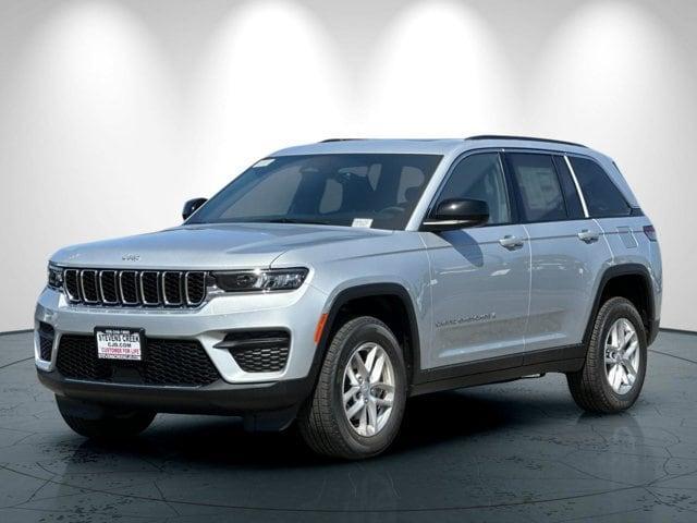 new 2025 Jeep Grand Cherokee car, priced at $42,375