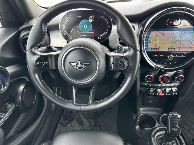 used 2022 MINI Hardtop car, priced at $25,998