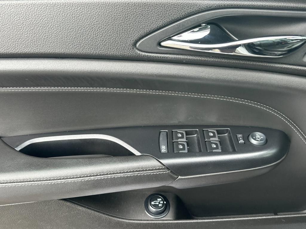 used 2014 Cadillac SRX car, priced at $9,998