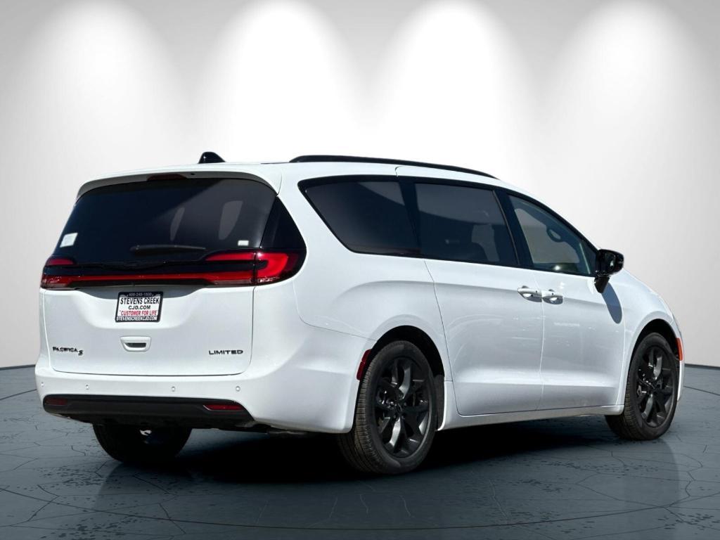 new 2025 Chrysler Pacifica car, priced at $51,265