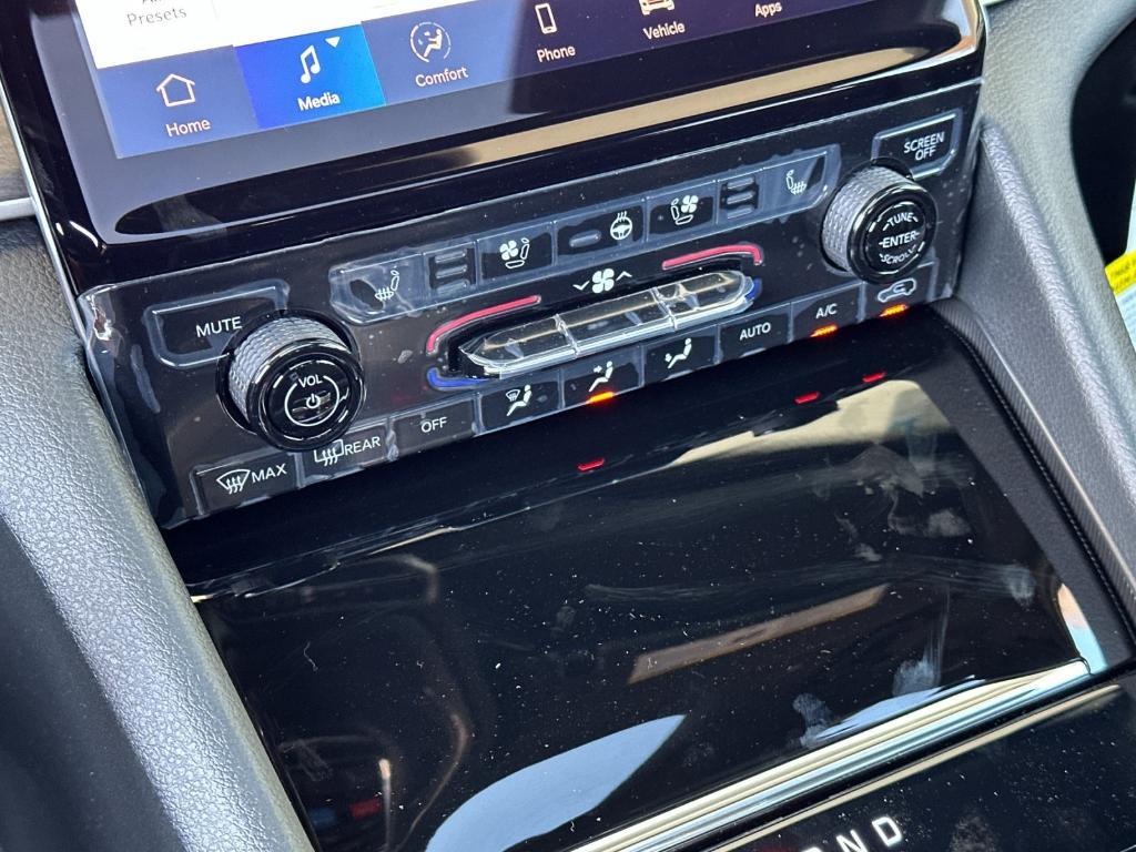 new 2025 Jeep Grand Cherokee car, priced at $52,935