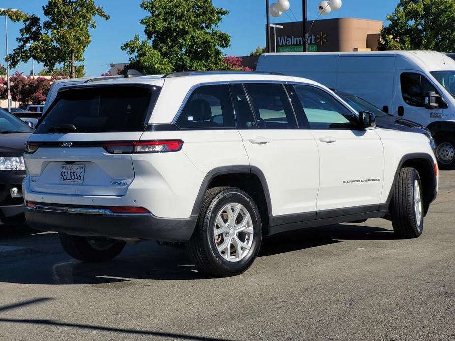 used 2023 Jeep Grand Cherokee car, priced at $35,054