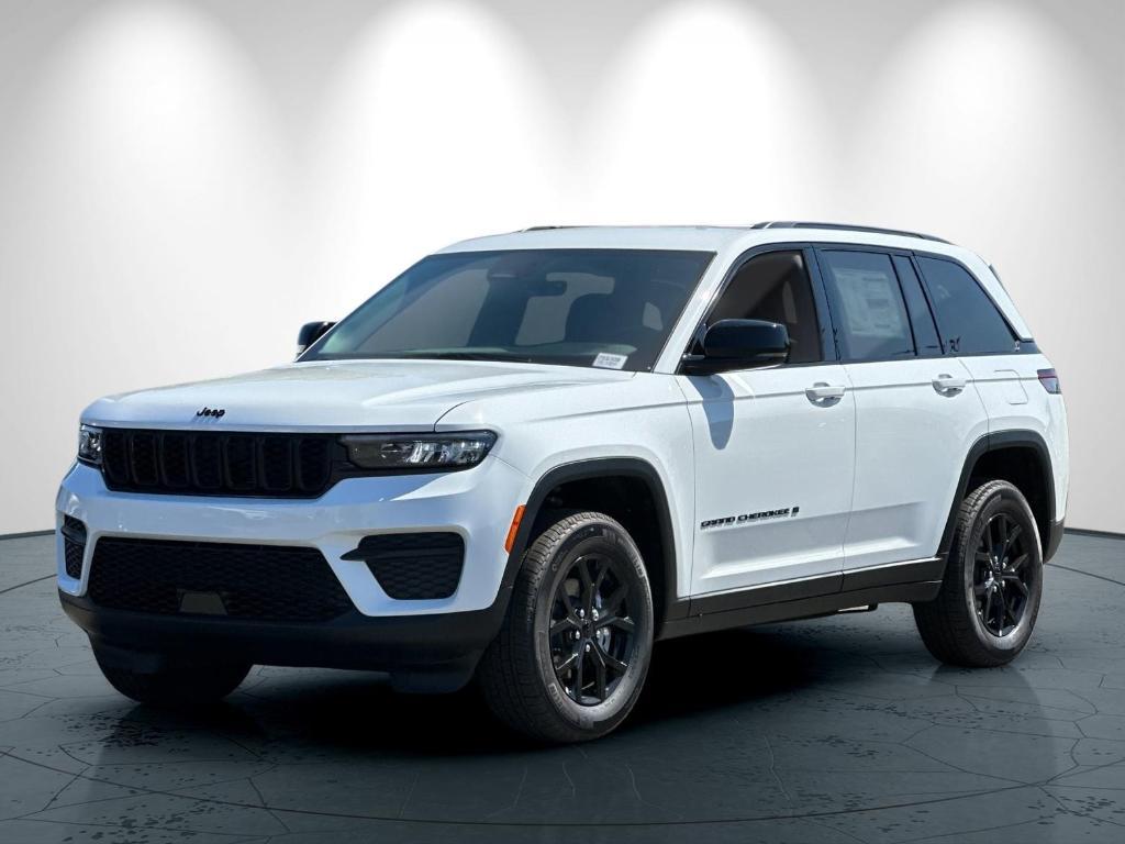 new 2025 Jeep Grand Cherokee car, priced at $46,630