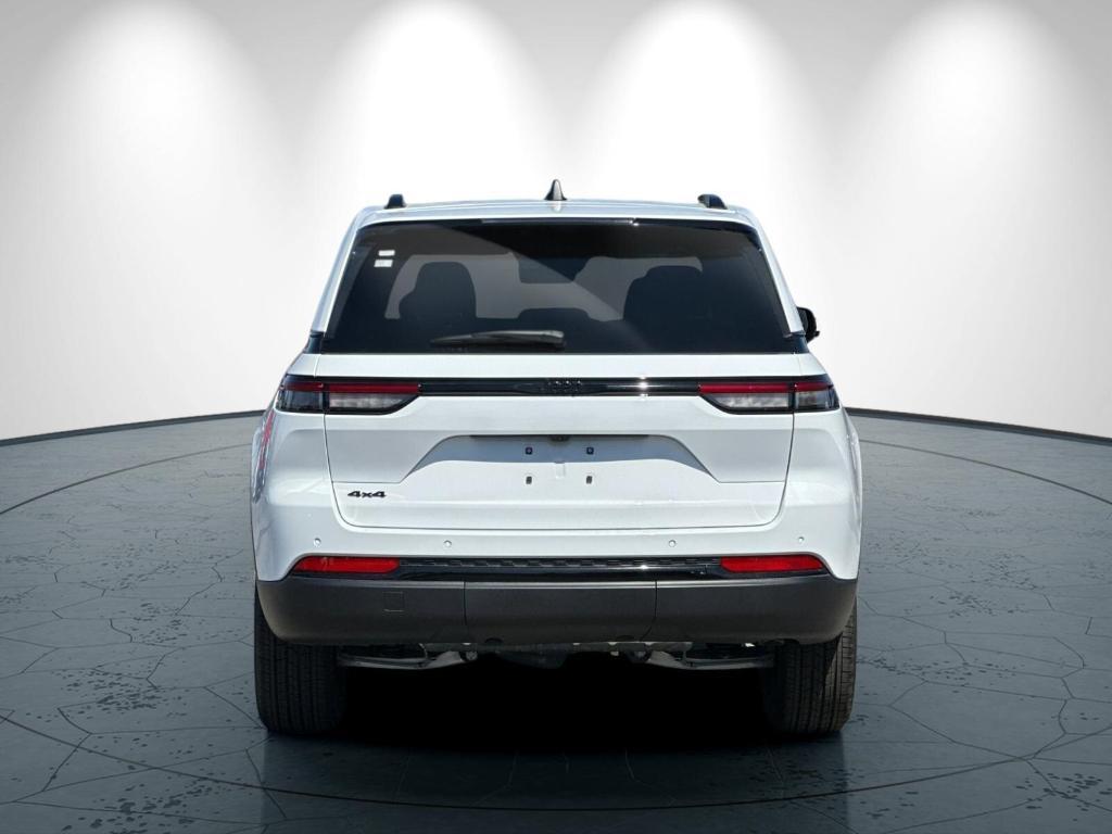 new 2025 Jeep Grand Cherokee car, priced at $46,630
