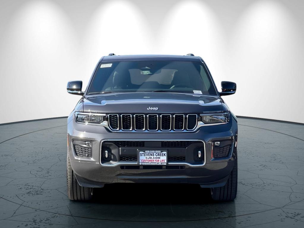 new 2025 Jeep Grand Cherokee car