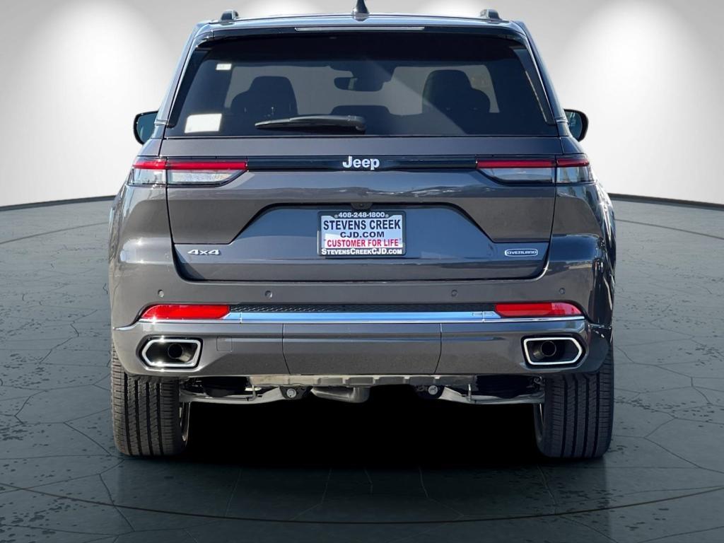 new 2025 Jeep Grand Cherokee car