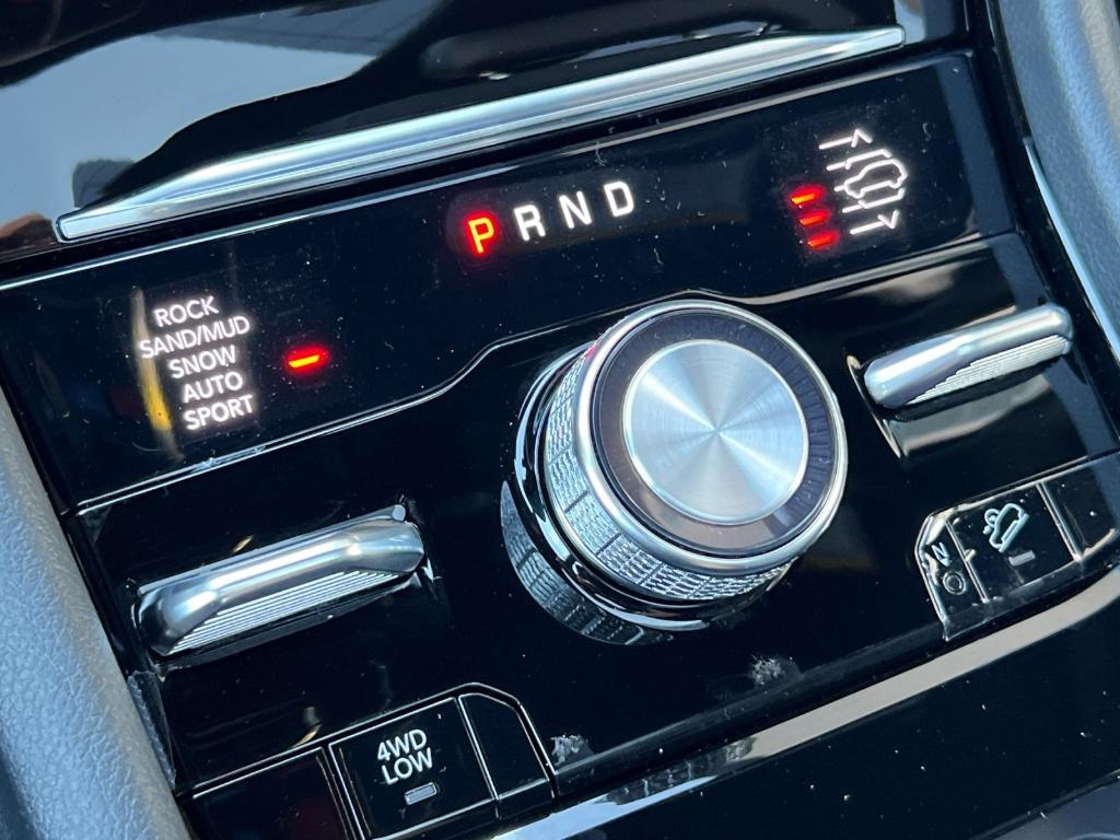 new 2025 Jeep Grand Cherokee car