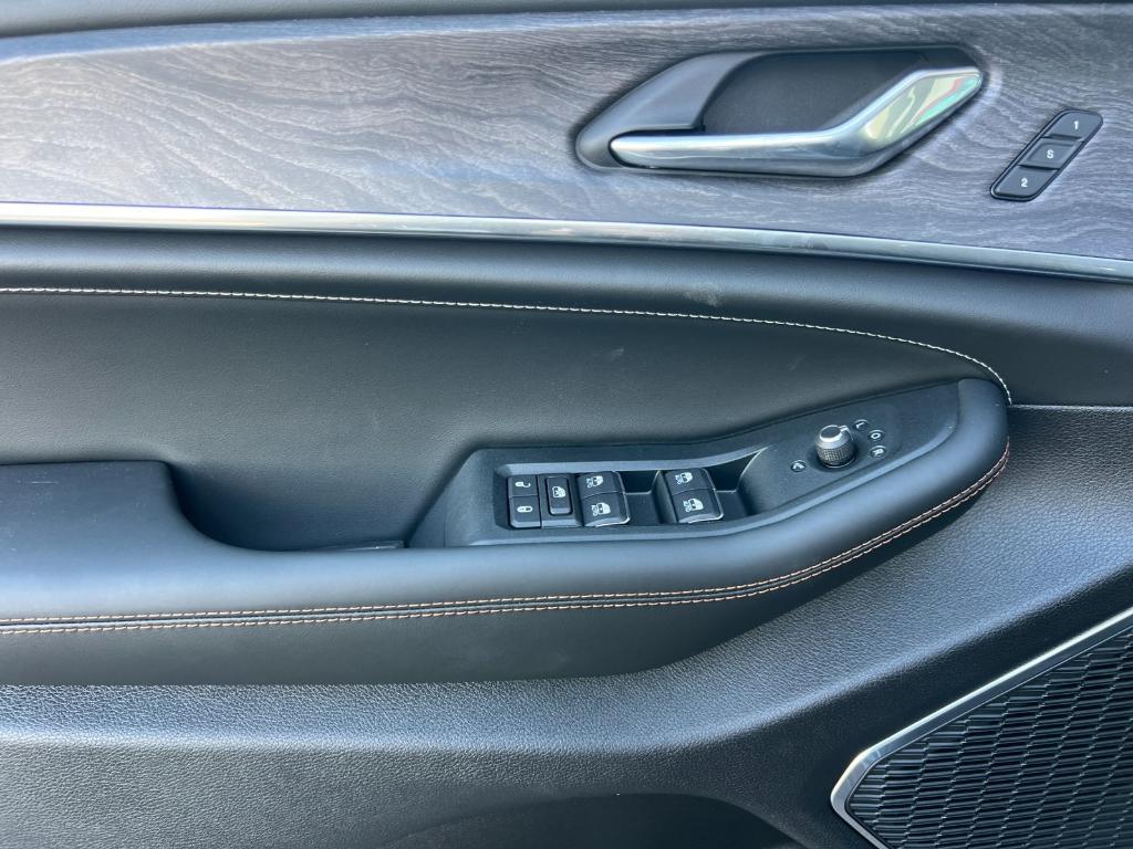 new 2025 Jeep Grand Cherokee car