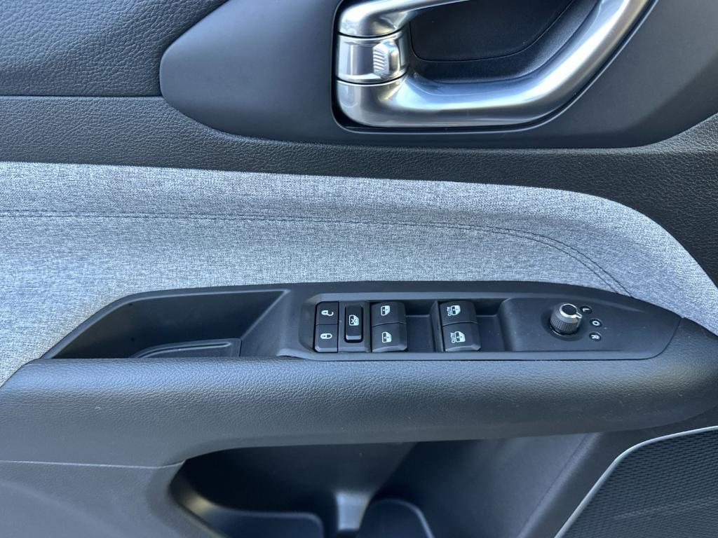 new 2025 Jeep Compass car, priced at $30,760