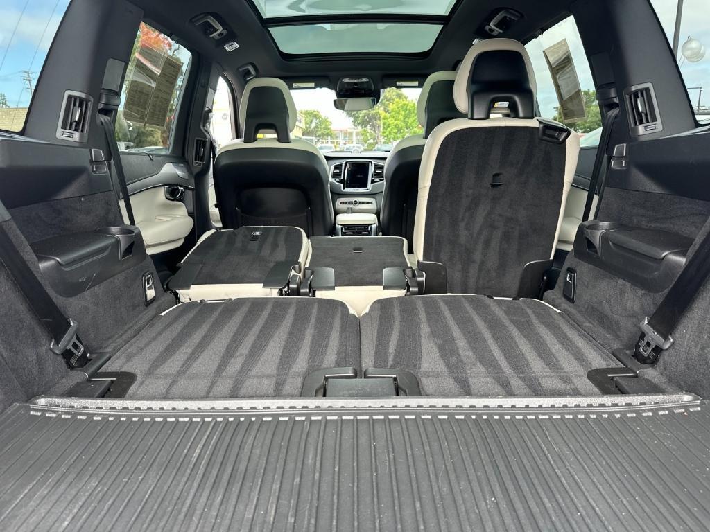 used 2022 Volvo XC90 Recharge Plug-In Hybrid car, priced at $44,990