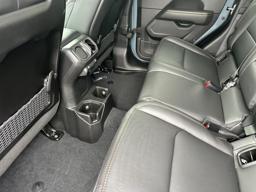 new 2025 Jeep Gladiator car, priced at $51,005