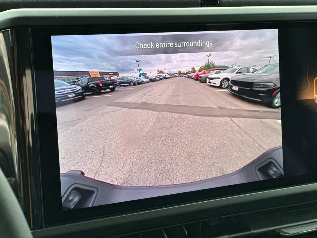 new 2025 Jeep Gladiator car, priced at $51,005