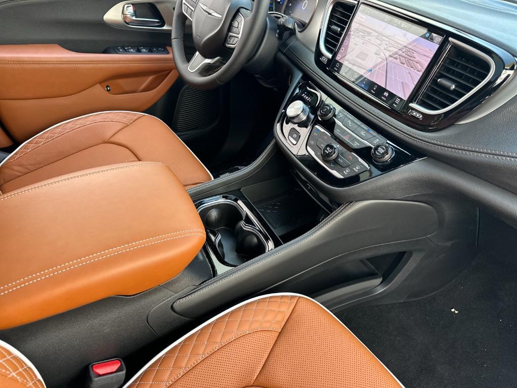 new 2025 Chrysler Pacifica Hybrid car, priced at $614,800