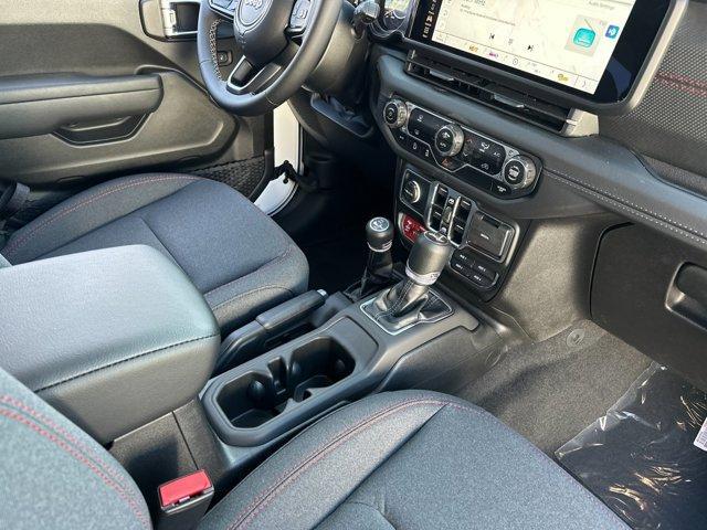 new 2025 Jeep Wrangler car
