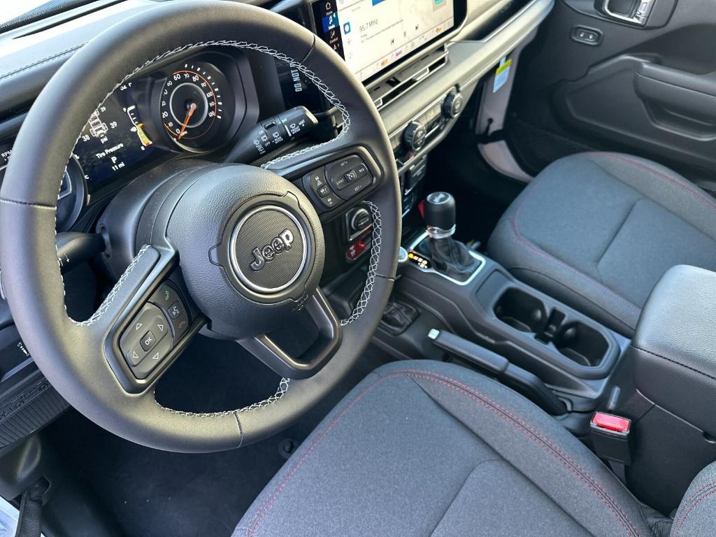new 2025 Jeep Wrangler car, priced at $62,510
