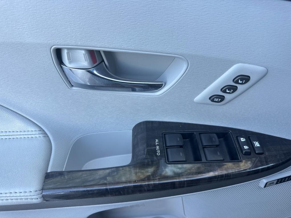 used 2013 Toyota Venza car, priced at $9,949