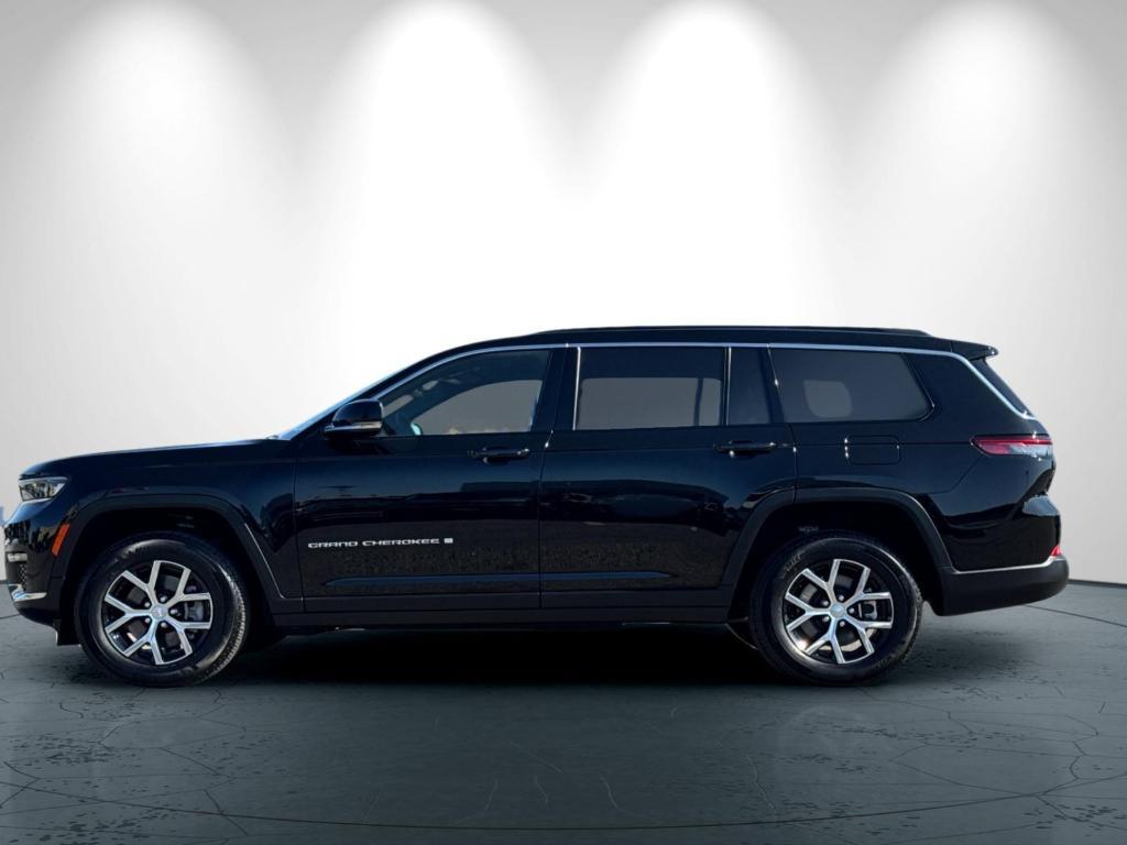 used 2024 Jeep Grand Cherokee L car, priced at $37,499