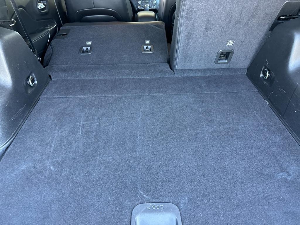 used 2021 Jeep Cherokee car, priced at $19,249