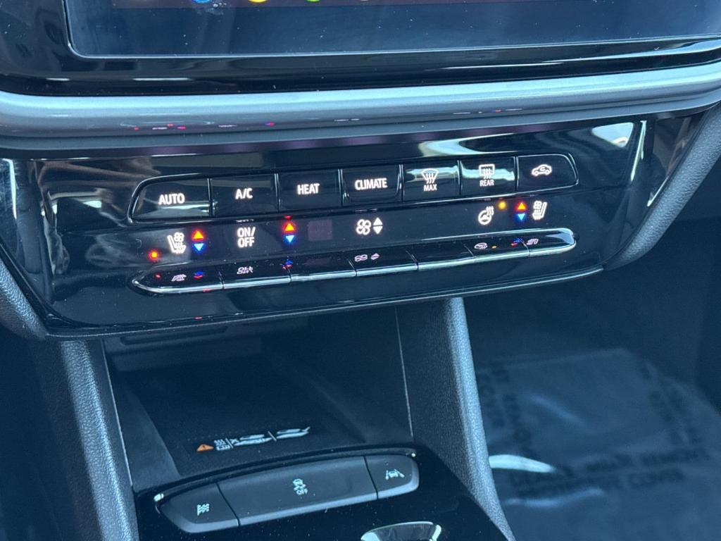 used 2022 Chevrolet Bolt EUV car, priced at $20,965