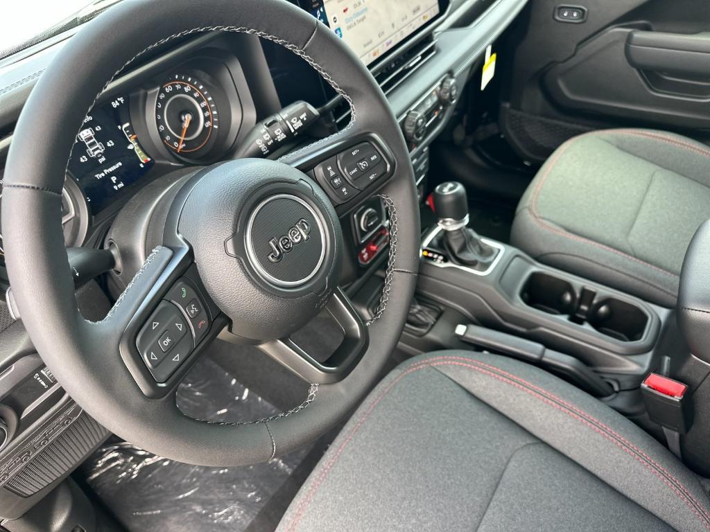 new 2025 Jeep Wrangler car, priced at $61,300